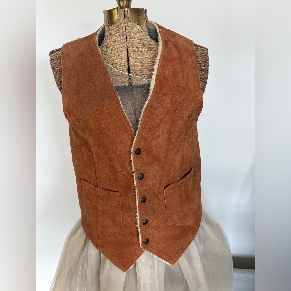 Vintage Brown Leather Fall Perfect Vest with Button Closure Women’s Small